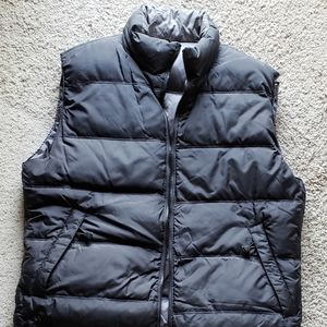 Sleeveless Puffer Jacket (Reversible) 2 colors